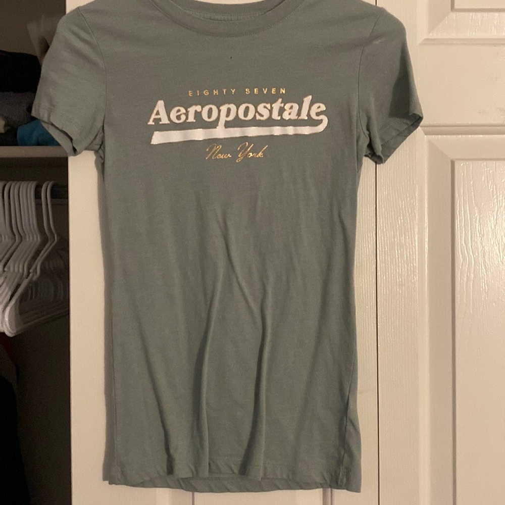 XS Aeropostale T-shirt